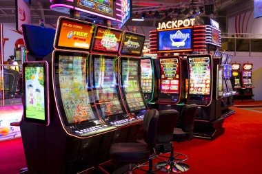 qqaxioo mobile gaming